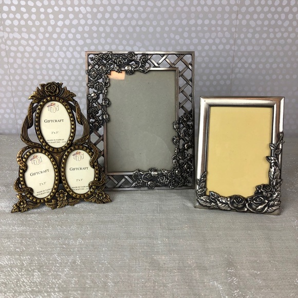 Gift Craft & Others Unknown Other - Set of 3 Photo Frames in Gold & Silver W/ Flowers